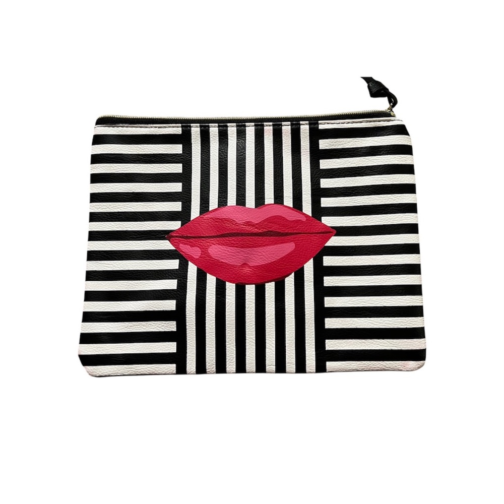 Red lips cosmetic toiletry pouch